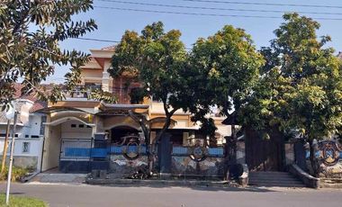 Rumah Classic Baru Renovasi Lokasi Taman Pondok Jati Geluran Taman Sidoarjo