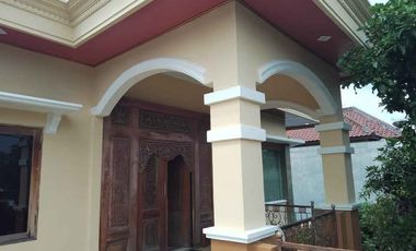 Rumah Classic Baru Renovasi Lokasi Taman Pondok Jati Geluran Taman Sidoarjo