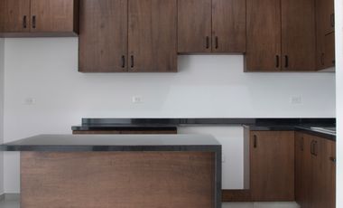 Casa en venta. Fracc. Real Campestre, Zona Country, Villahermosa.