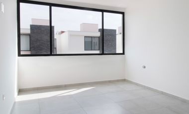 Casa en venta. Fracc. Real Campestre, Zona Country, Villahermosa.