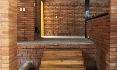 CASA EN VENTA - CUENCA - SECTOR UNIVERSIDAD DEL AZUAY