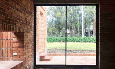 CASA EN VENTA - CUENCA - SECTOR UNIVERSIDAD DEL AZUAY