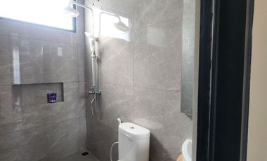 Townhouse Cantik American Classic Area Cirendeu Tangerang Selatan