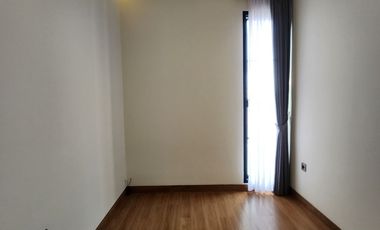 Townhouse Cantik American Classic Area Cirendeu Tangerang Selatan