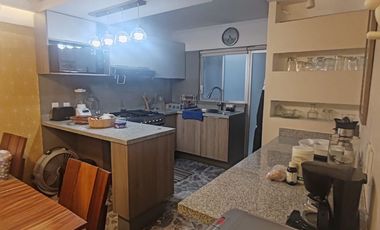 AMPLIA CASA REMODELADA – IDEAL PARA FAMILIAS GRANDES O INVERSIÓN AIRBNB
