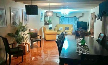 Se vende Parcela con casa en Linares