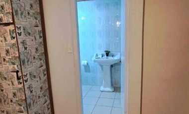 Se vende Parcela con casa en Linares