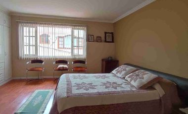 CASA EN VENTA -  CUENCA - VISTA LINDA