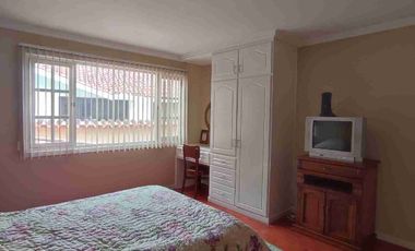 CASA EN VENTA -  CUENCA - VISTA LINDA