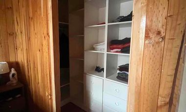 Se vende terreno con casa en Carretones