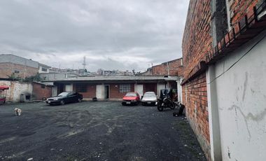 SE VENDE PROPIEDAD CON TERRENO A 5min DEL CENTRO DE CUENCA