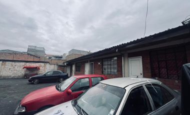 SE VENDE PROPIEDAD CON TERRENO A 5min DEL CENTRO DE CUENCA