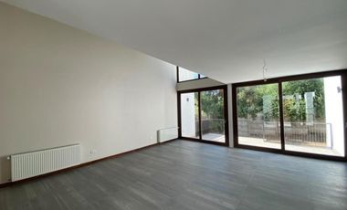 CASA TOWNHOUSE LIQUIDA BANCO EN PEÑALOLEN 275M2