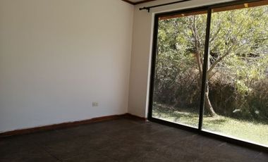 Se Arrienda Casa en Parcela Compartida en Condominio en Pirque