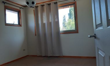 Se Arrienda Casa en Parcela Compartida en Condominio en Pirque