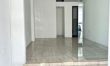 Local en Alquiler en la Alborada,  Avenida Principal, 1 Baño, Norte de Guayaquil.
