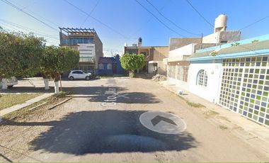 Casa en venta en Cto. Mar de Escocia, Valle del Country,  Tepic, Nay. gd
