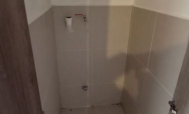 DPTO. 1 DORM / 1 BAÑO / 1 BOD. BARRIO REPÚBLICA, SANTIAGO CENTRO.-