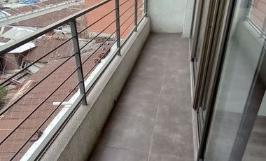 DPTO. 1 DORM / 1 BAÑO / 1 BOD. BARRIO REPÚBLICA, SANTIAGO CENTRO.-