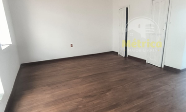DISPONIBLE CASA COMERCIAL SECTOR LAS CUADRAS