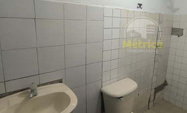DISPONIBLE CASA COMERCIAL SECTOR LAS CUADRAS