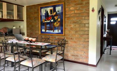 Hermosa casa en venta, sector El Retorno, conjunto cerrado con seguridad digital!