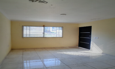 CASA DE ENTREGA INMEDIATA EN MANUEL AVILA CAMACHO, COL MANANTIALES, SECTOR SANTA FE, TANTOYUCA, VERACRUZ