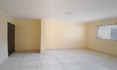 CASA DE ENTREGA INMEDIATA EN MANUEL AVILA CAMACHO, COL MANANTIALES, SECTOR SANTA FE, TANTOYUCA, VERACRUZ
