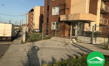 Sector Club Hípico, con estacionamiento, frente Banco Estado