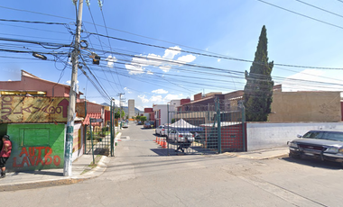 CASA DE RECUPERACIÓN BANCARIA EN CALLE EUCALIPTOS, FRACC. LOS PORTALES, TULTITLAN, EDO MEX. ¡NO SE ACEPTAN CRÉDITOS!