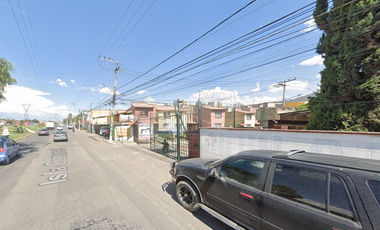 CASA DE RECUPERACIÓN BANCARIA EN CALLE EUCALIPTOS, FRACC. LOS PORTALES, TULTITLAN, EDO MEX. ¡NO SE ACEPTAN CRÉDITOS!
