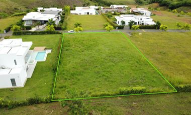 EN VENTA LOTE EN CERRITOS EN CONDOMINIO