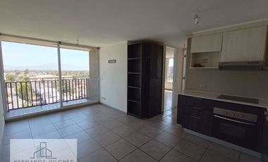Dpto. 2 Dorm / 2 Baños / 1 Est. Calle Fernandez Albano, La Cisterna.-