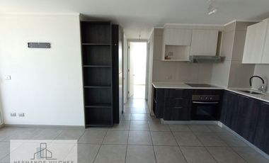 Dpto. 2 Dorm / 2 Baños / 1 Est. Calle Fernandez Albano, La Cisterna.-