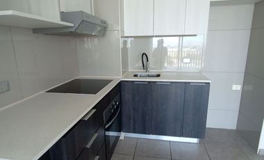 Dpto. 2 Dorm / 2 Baños / 1 Est. Calle Fernandez Albano, La Cisterna.-