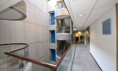 Renta oficinas con ubicación privilegiada en Avenida Constituyentes