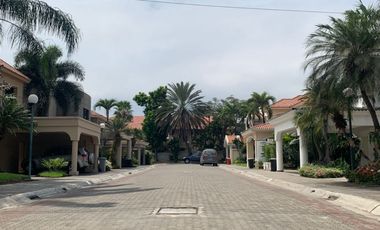 Terreno en la Urb. Vista al rio listo para la venta. ✅