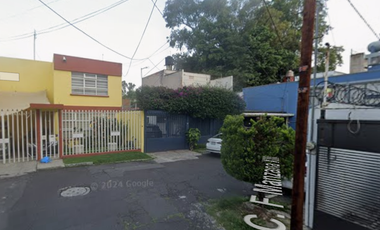 ¡¡HERMOSA CASA EN UNA DE LAS MEJORES ZONAS DE COYOACAN CDMX!!