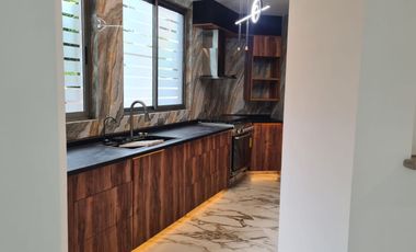Hermosa casa en RENTA