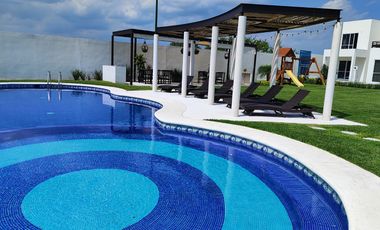 Casa Nueva de tres recámaras con Alberca a Solo 10 Minutos de Cuautla, Morelos ¡Lista para estrenarse!