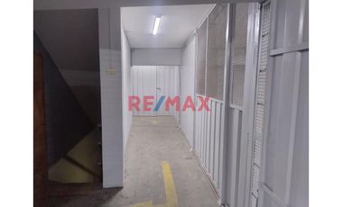 Local Comercial Almacén en Venta - 750 m² en Pleno Cercado de Lima