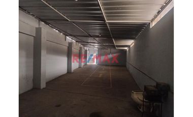 Local Comercial Almacén en Venta - 750 m² en Pleno Cercado de Lima