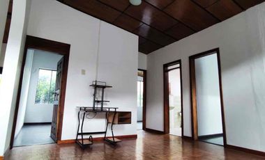 Casa de una sola planta en renta! sector Caranqui