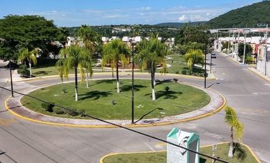 VENDO CASA EN PASEOS DE XOCHITEPEC MORELOS