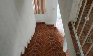 VENDO CASA EN PASEOS DE XOCHITEPEC MORELOS