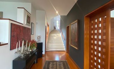 Venta de hermosa casa en La Planicie