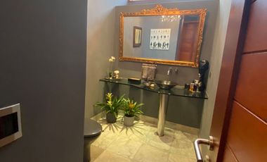 Venta de hermosa casa en La Planicie