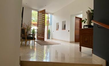 Venta de hermosa casa en La Planicie
