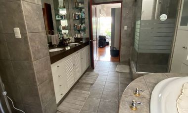 Venta de hermosa casa en La Planicie