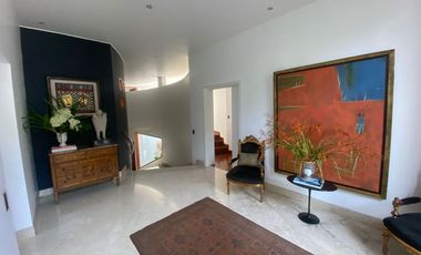 Venta de hermosa casa en La Planicie